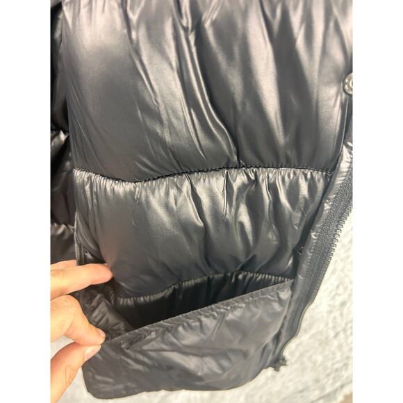 DKNY Black Faux Leather Front Puffer Vest Size XL - Picture 7 of 10